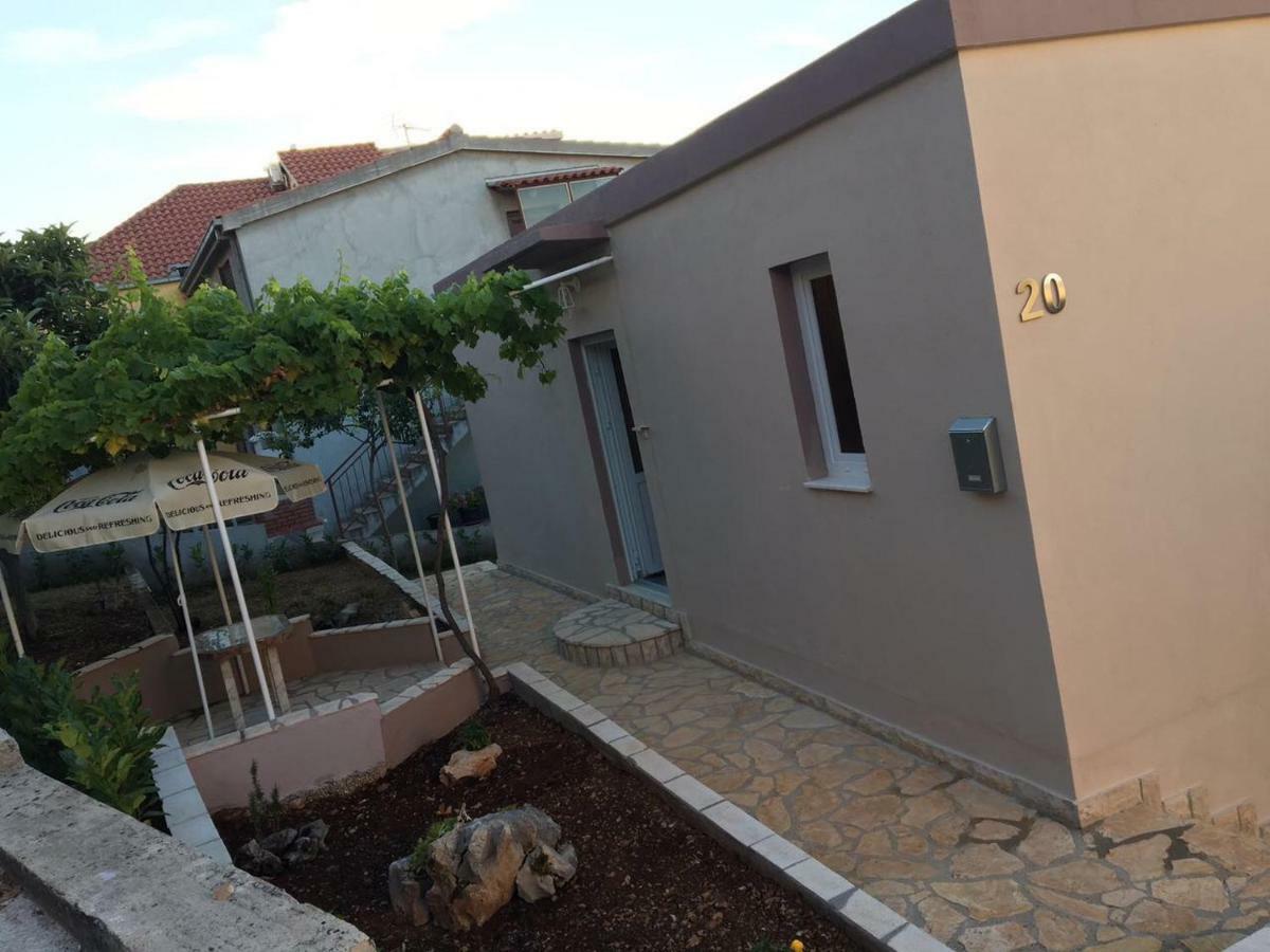 Apartman Ana Trogir Eksteriør bilde